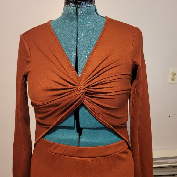 Fitted Long Sleeve Dress - Picture 2 of 4